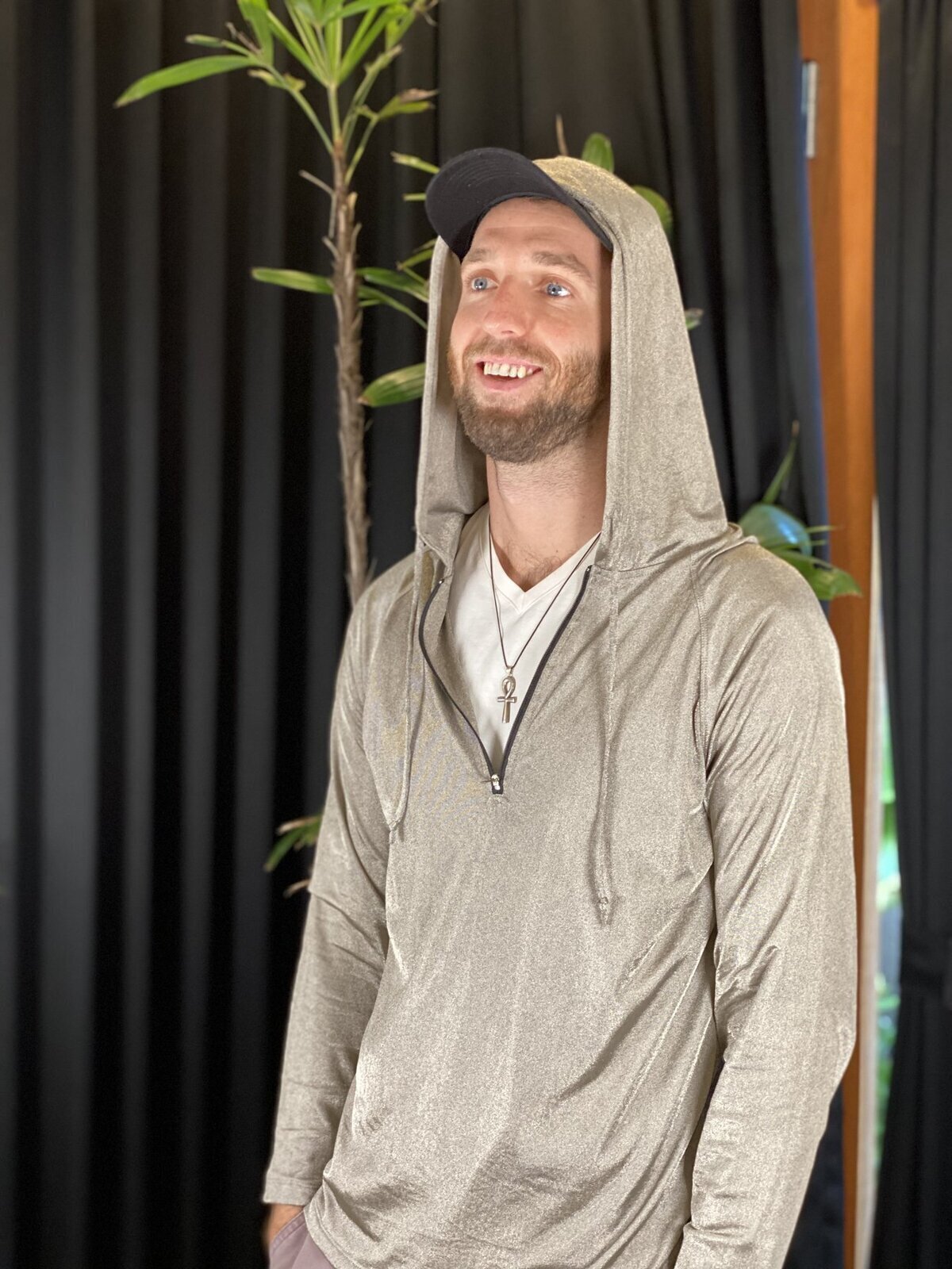 Tolman Health Men's Silver EMF Protection Hoodie (Imperfect)